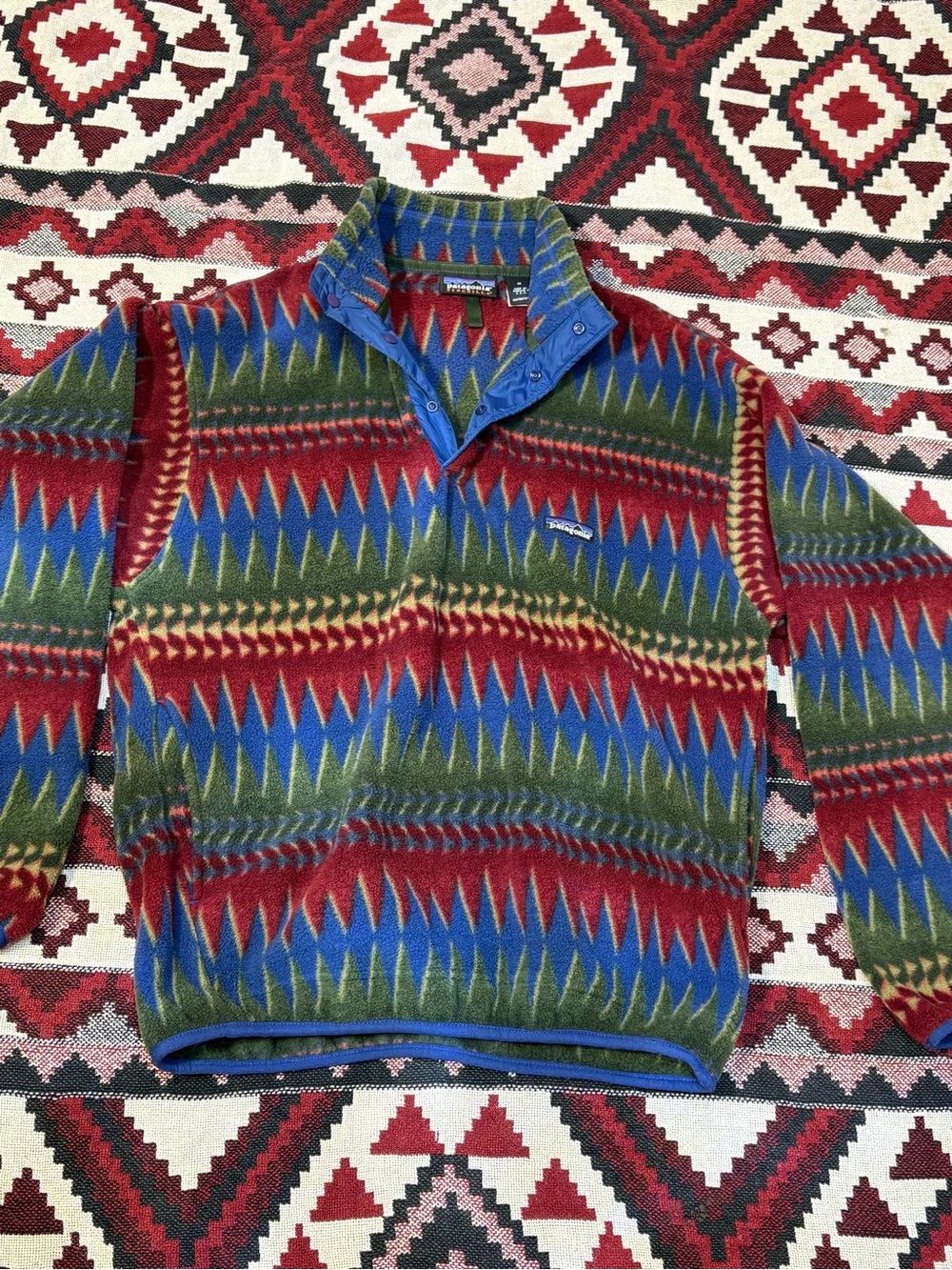Box #3 Vintage Patagonia 1996 Synchilla Minnehaha Flame Native Snap T USA M